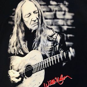 Willie Playing Guitar Tshirt
